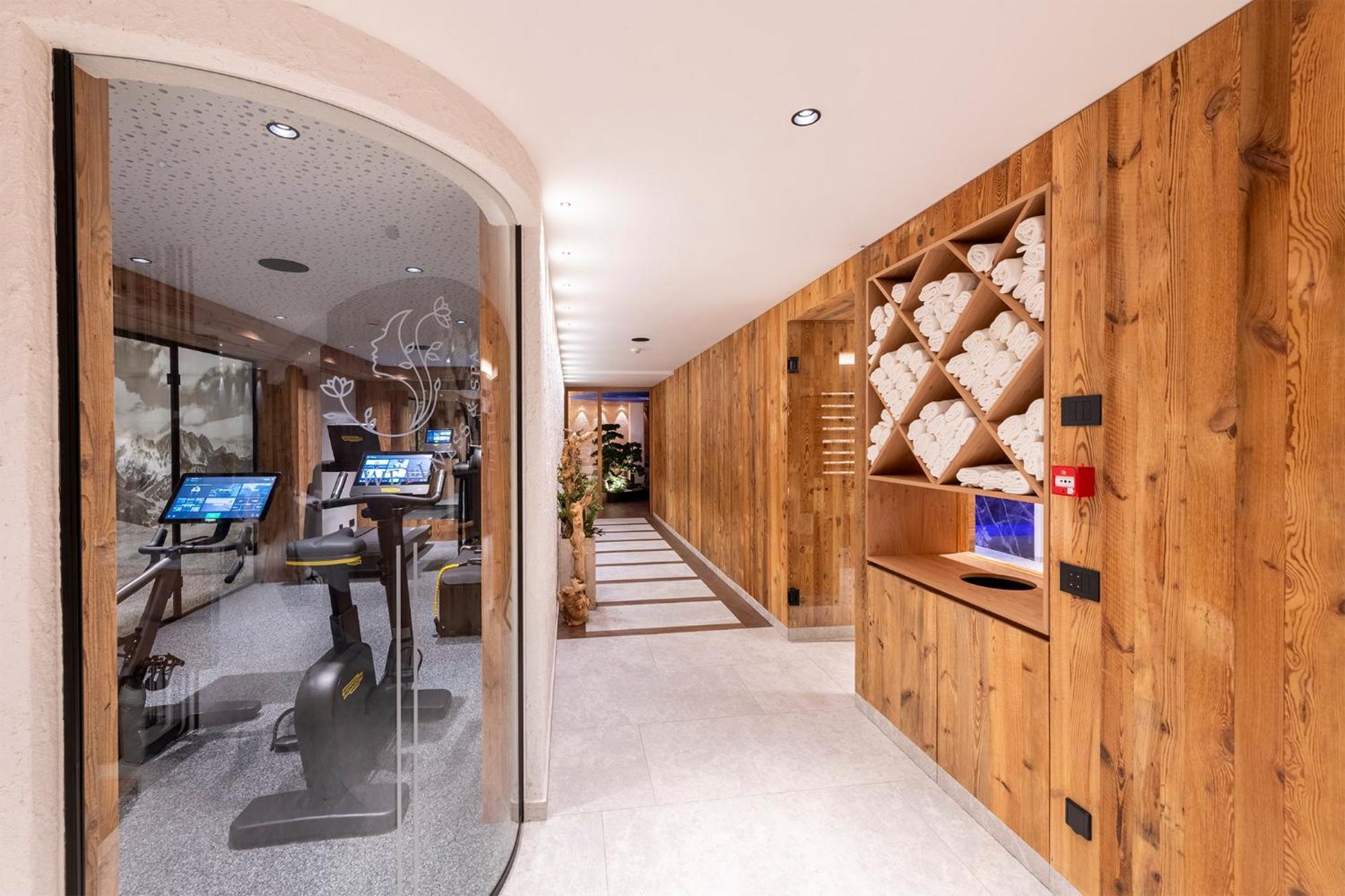 Hotel Arkadia - "Adults Only" Corvara In Badia Esterno foto