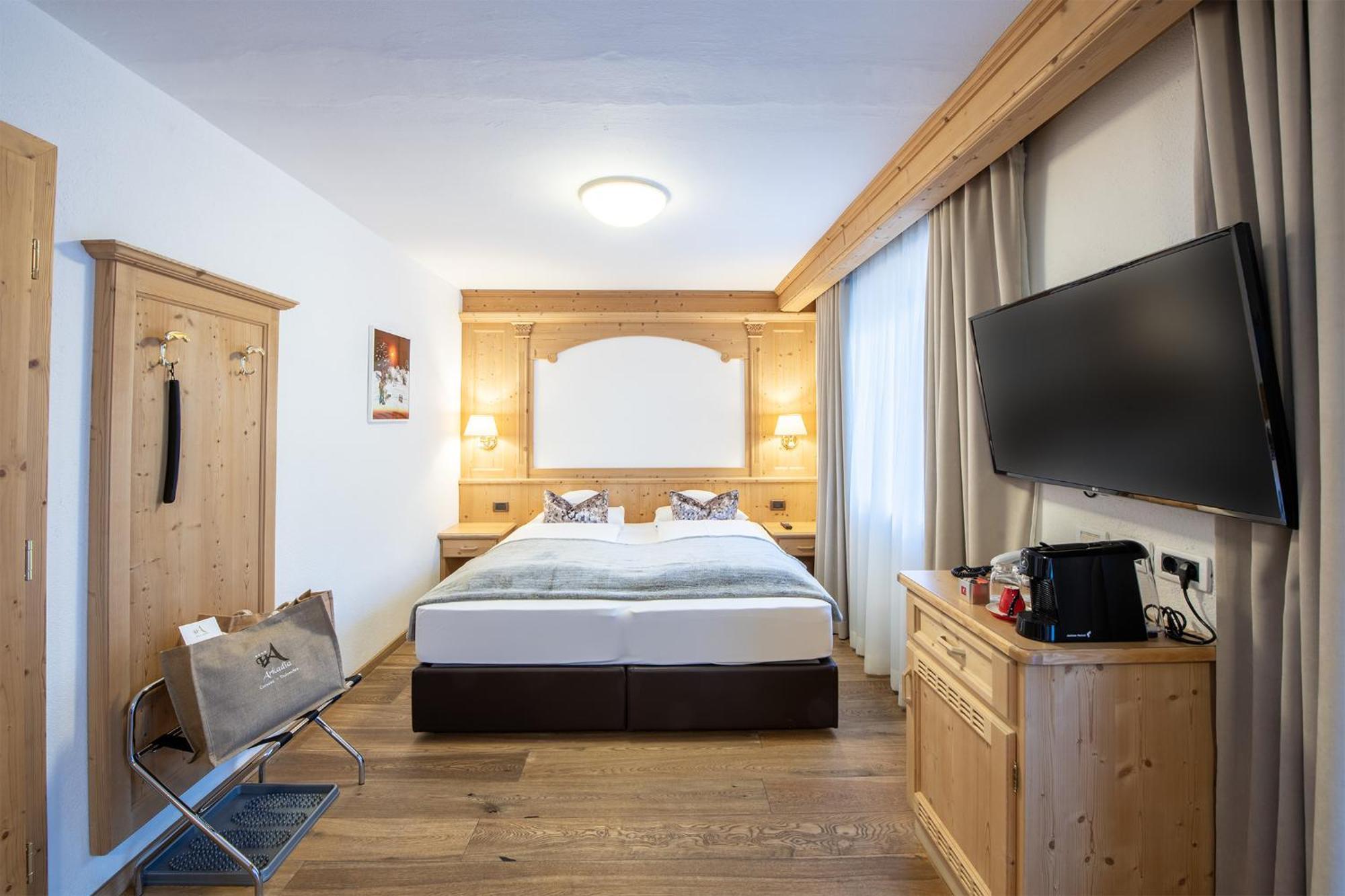 Hotel Arkadia - "Adults Only" Corvara In Badia Esterno foto