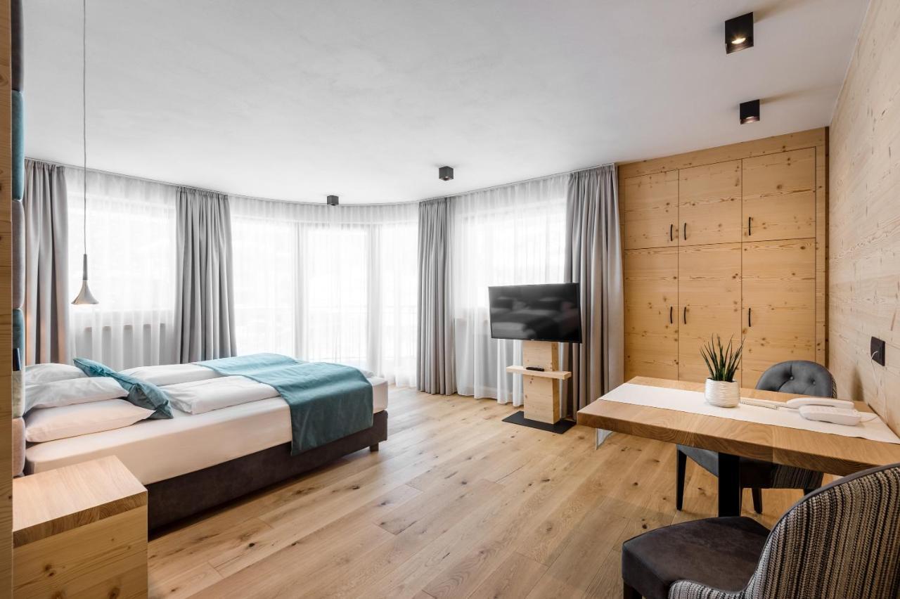 Hotel Arkadia - "Adults Only" Corvara In Badia Esterno foto